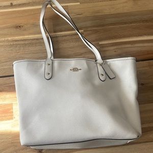 White coach tote purse